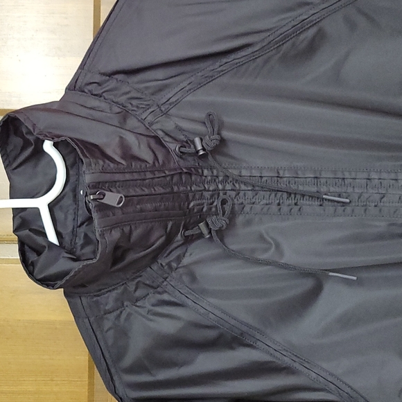 NWT Athleta Escape Jacket - Picture 8 of 12